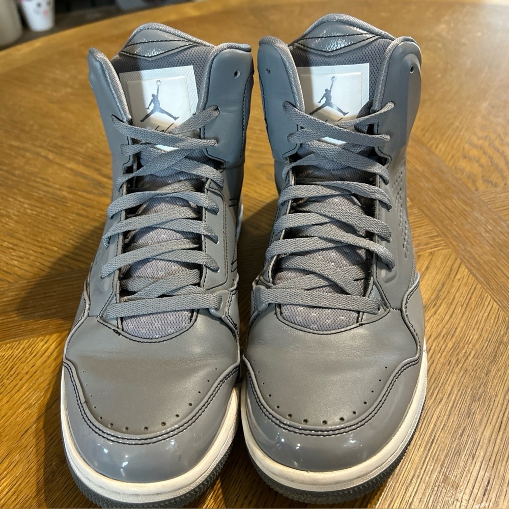 Nike Air Jordan SC-3 Flight Shoes Grey /White Jumpman 629877-014 Mens Size 11
